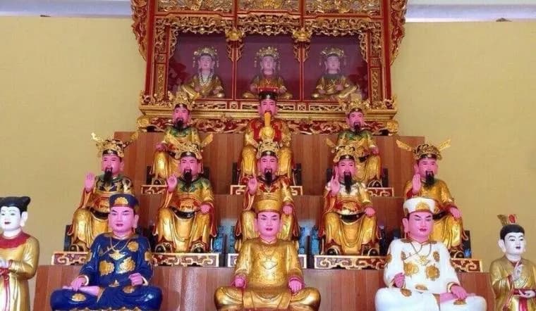 Den-Thien-Nhien-Canh---Tin-nguong-tho-Mau-Tam-phu--Tu-phu-tai-_tam-phu-cong-dong-tu-phu-van-linh-la-gi-hieu-sao-cho-dung-202208011425083055.jpg