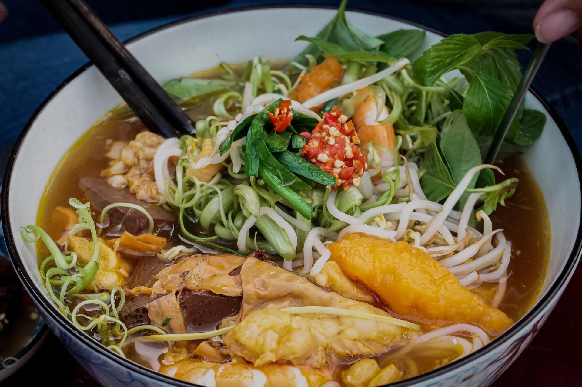 bun-suong-dac-san-tra-vinh-gay-to-mo-tu-cai-ten-va-hap-dan-ngay_Bún Suông Trà Vinh 1.jpg