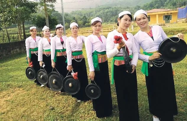 dan-toc-mu-o--ng_muong 3.jpeg