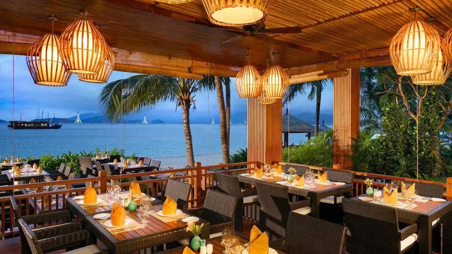 Dining by the Sea Experience
