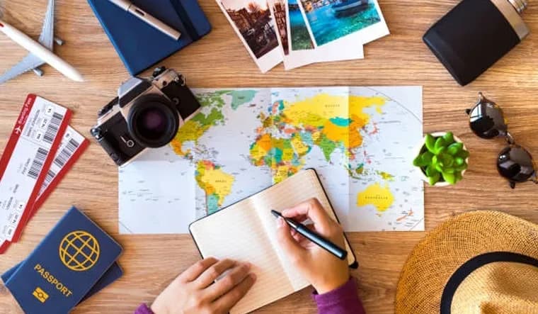 Luật Du lịch Việt Nam năm 2017 quy định như thế nào về khách du lịch? 2
